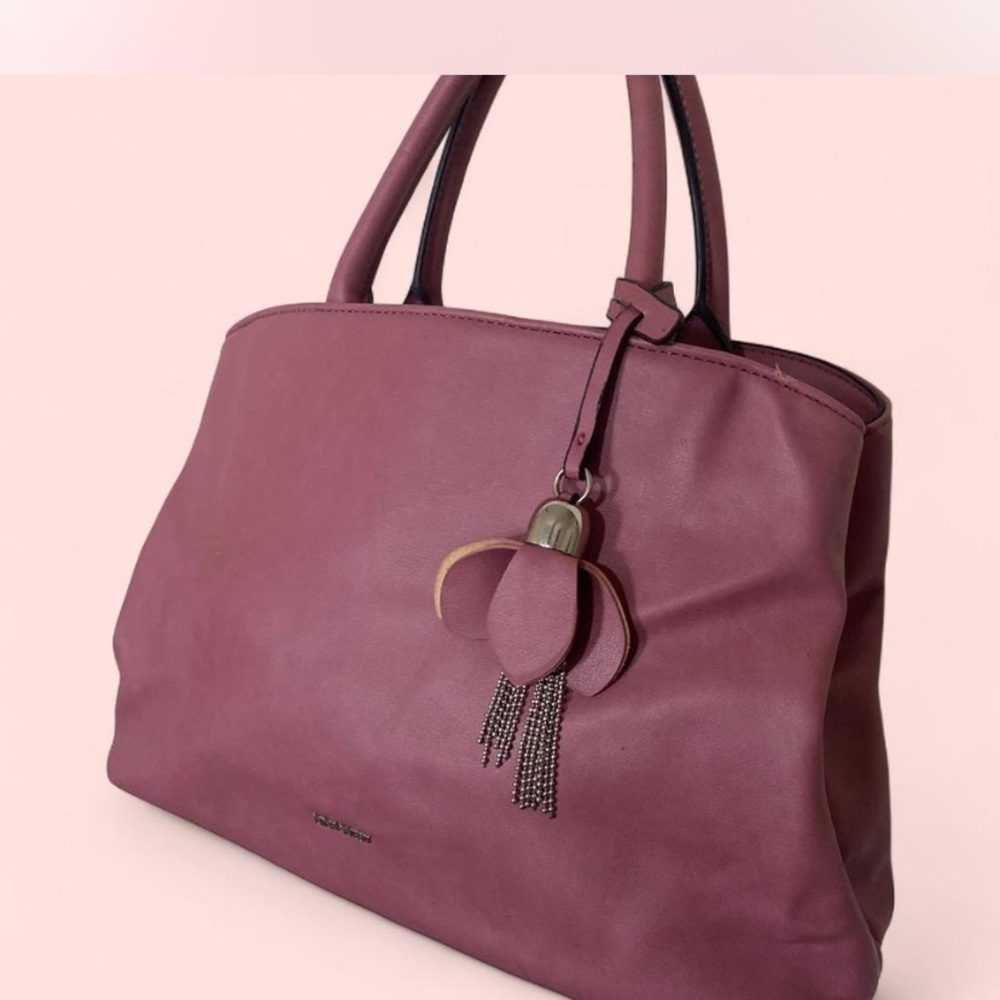 Nine West Pink Tote with Elegant Structured Design